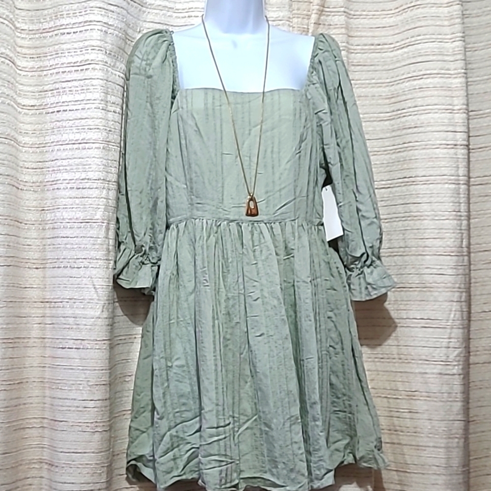 AURA midi dress green color size large